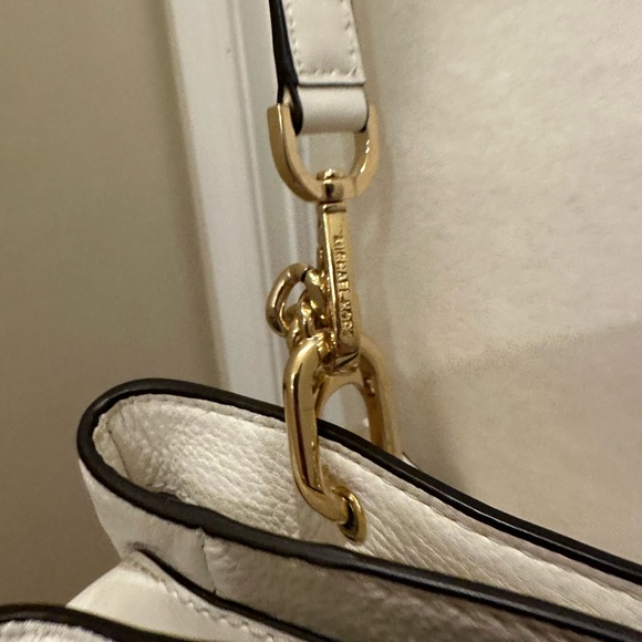 Michael Kors Crossbody Bag Handbag Purse with Handles Leather and Gold Metal - Picture 6 of 8